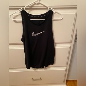 Girls Nike tank top